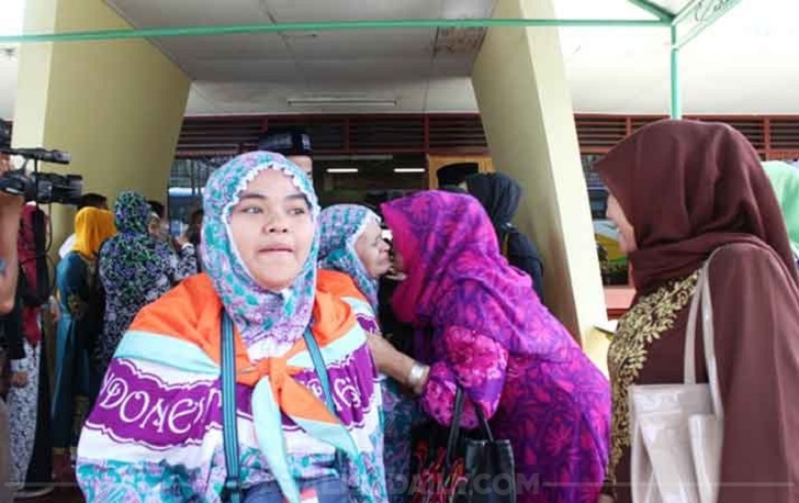 Calon Jemah Haji Madina Dilepas Bupati Dari Bandara Kuala Namu