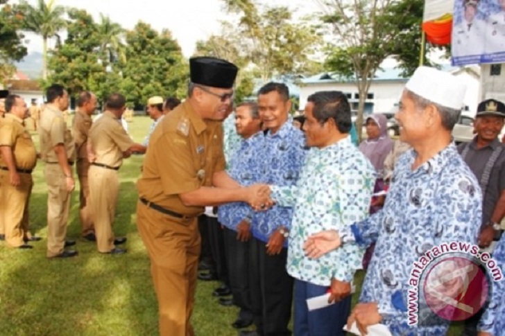 60 Anggota Korpri Madina Terima Cenderamata