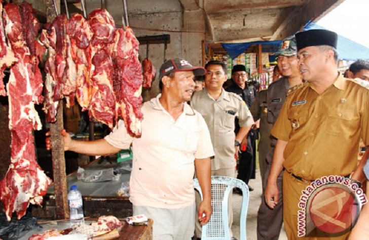 Wakil Bupati Madina Tinjau Harga Kebutuhan Pokok