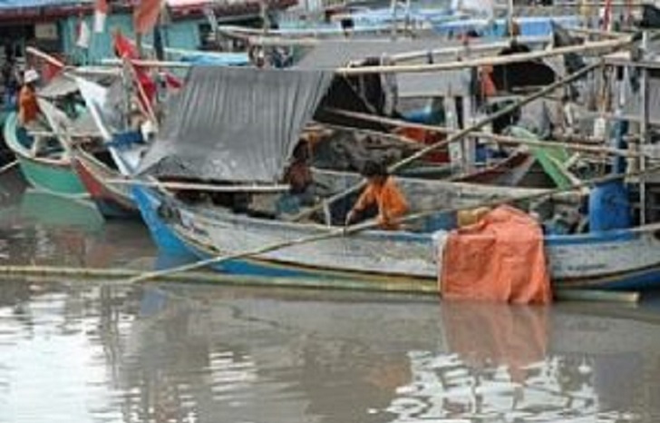 Cuaca Buruk, Nelayan di Pantai Barat Madina Tak Melaut