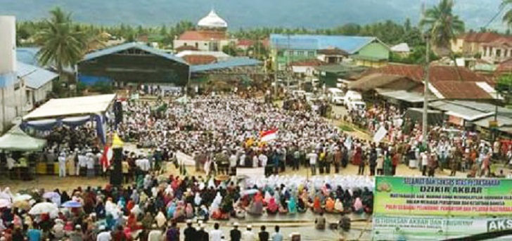 2.000 lebih Massa Muslim Istighosah di Panyabungan - Mandailing Natal