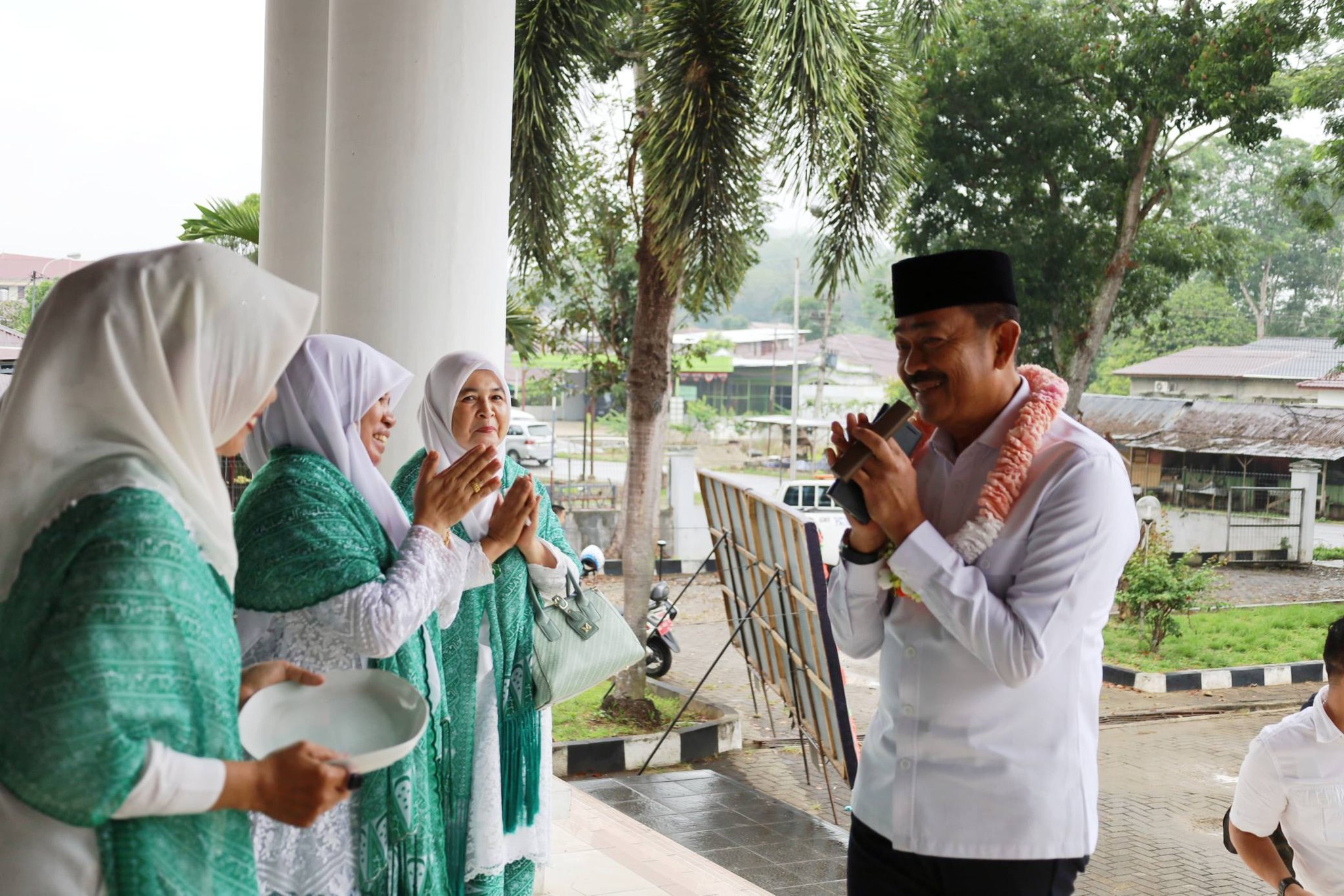 Bupati Madina Dorong Muslimat Al-Wasliyah Prioritaskan Pendidikan Karakter pada Anak